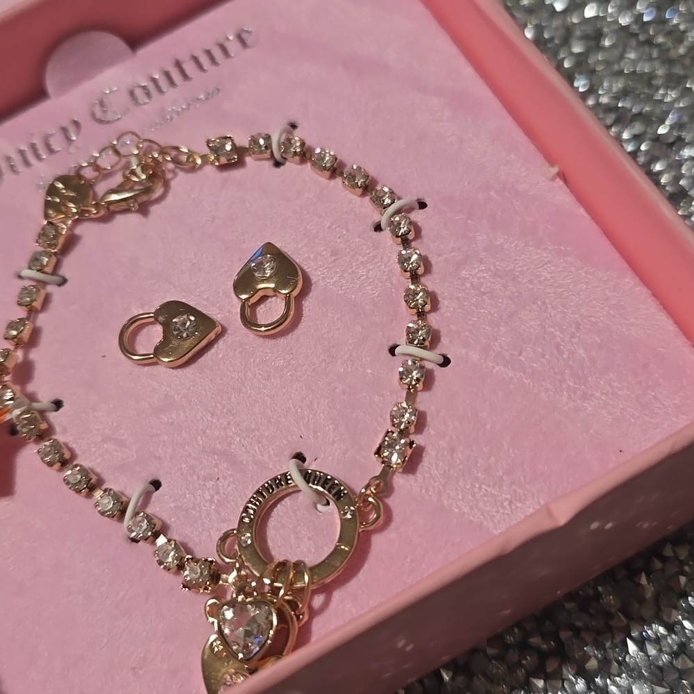 🧚‍♀️Juicy Couture Lock & Key O-Ring Bracelet Set NIB